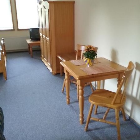 Gastezimmer - Campingplatz Am Muhlenbach Зольтау Экстерьер фото